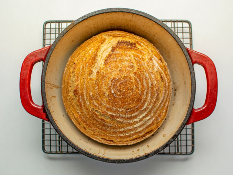 Top 5 Picks: Best Dutch Oven for Sourdough Bread Baking!