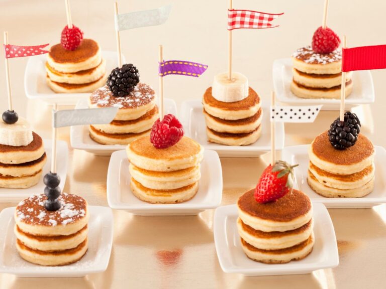 Mini Pancakes: 11 Quick and Easy Ideas