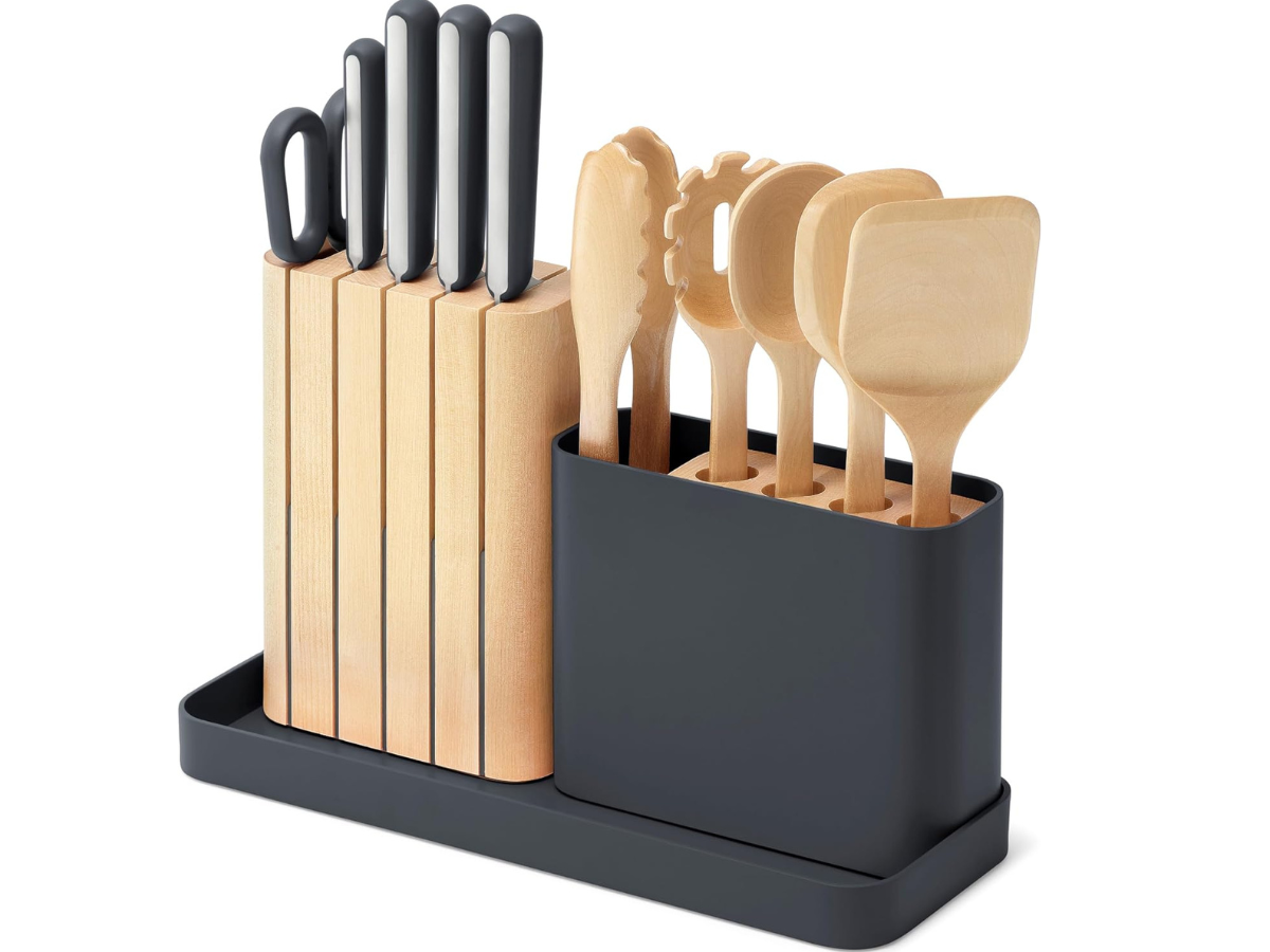 The best non toxic cooking utensils. Caraway 14 piece Kitchen Prep Set