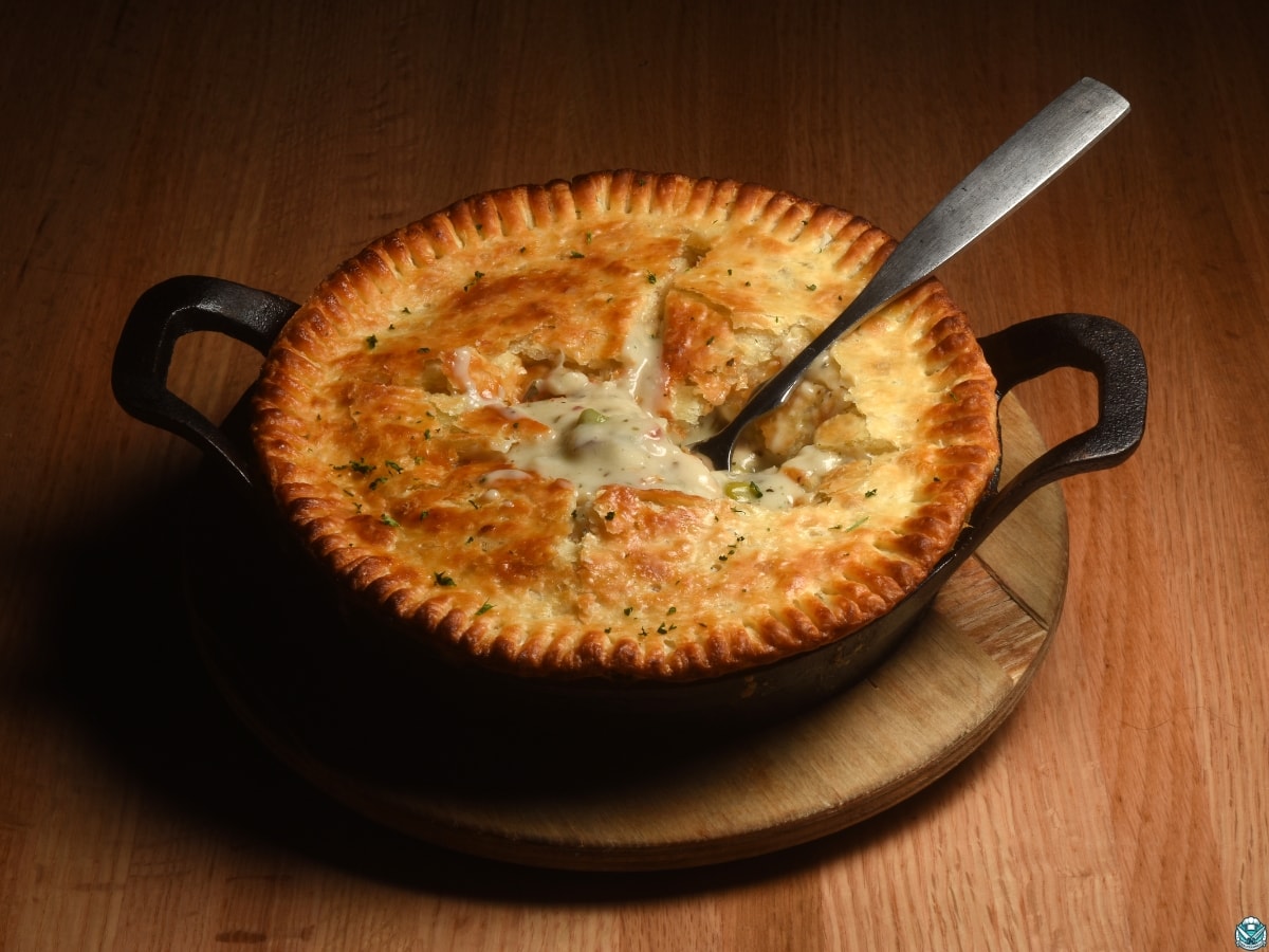 chicken pot pie in cast iron