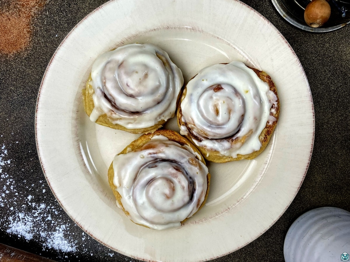 sourdough cinnamon rolls with icing