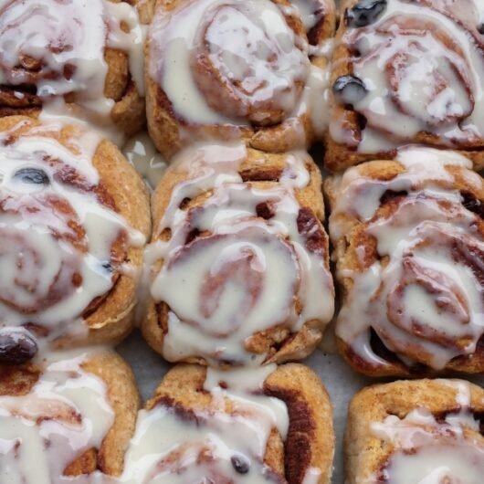 sourdough cinnamon rolls