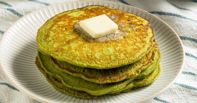 Fluffy Matcha Pancakes