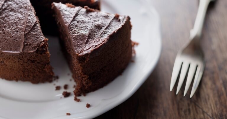 The Best Small Batch Chocolate Cake – Rich, Moist, and Easy to Make